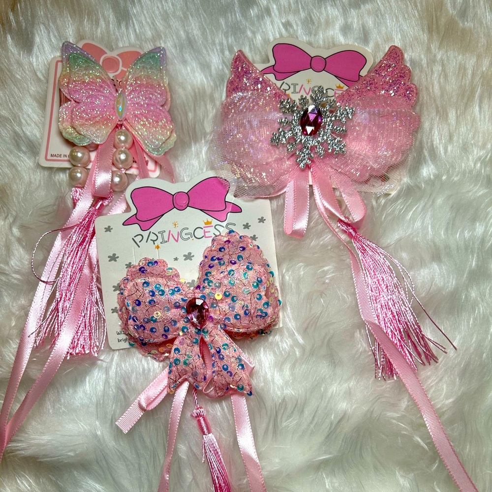 Super cute shiny pink butterfly shaped hair clip